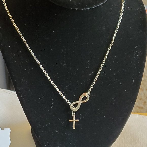 18" Silver Tone Infinity Cross Pendant Necklace - Picture 1 of 4